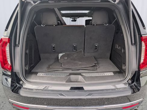 Certified 2024 GMC Yukon Denali Ultimate image 13