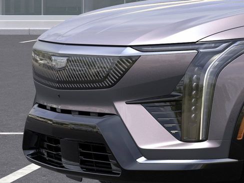 New 2025 Cadillac Optiq Luxury 1 image 13