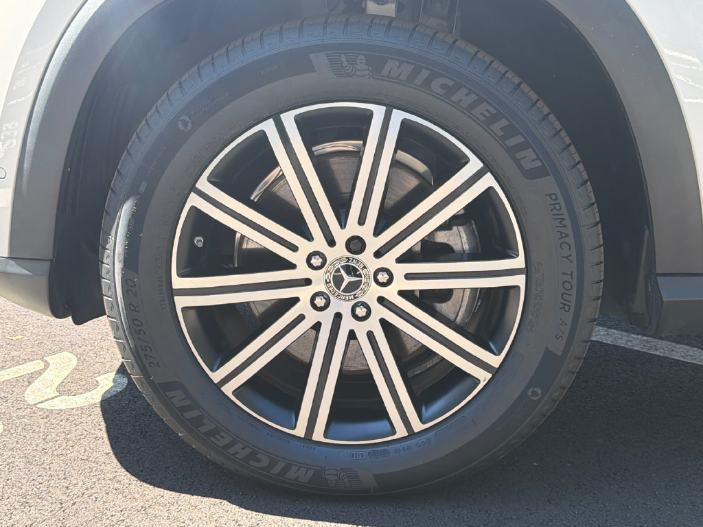 Used 2024 Mercedes-Benz GLE 450 4MATIC image 11