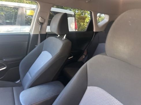 Used 2023 Kia Soul LX w/ LX Technology Package image 26