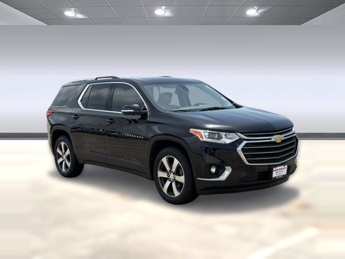 Used 2018 Chevrolet Traverse LT FWD image 7