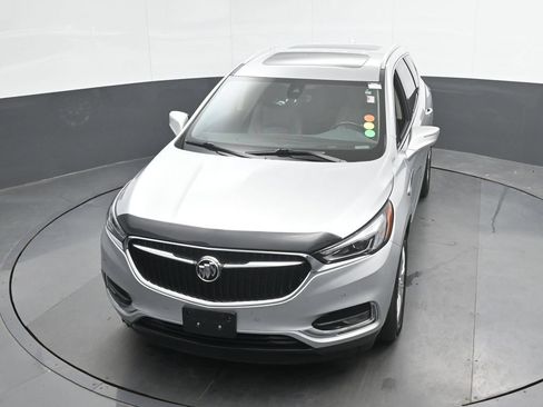 Used 2021 Buick Enclave Premium w/ Sun and Sites Package AWD/4WD image 32