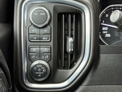 Used 2020 GMC Sierra 1500 SLT w/ SLT Premium Package AWD/4WD image 43