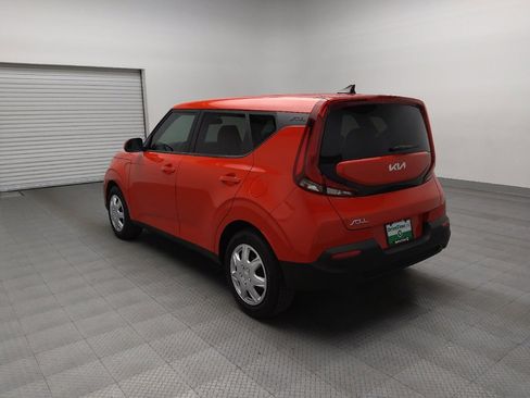 Used 2022 Kia Soul LX image 5