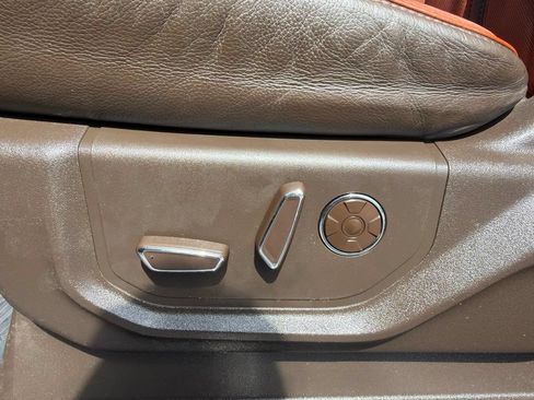 Used 2019 Ford F150 King Ranch w/ Equipment Group 601A Luxury AWD/4WD image 32