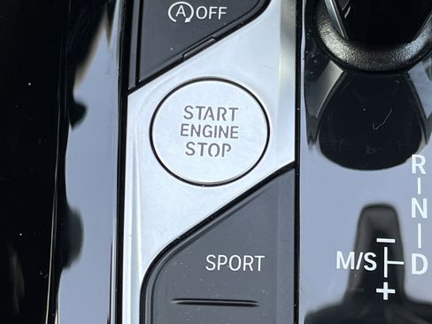 Used 2024 BMW X3 sDrive30i w/ Premium Package RWD image 4