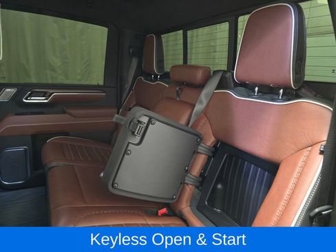Used 2025 GMC Sierra 3500 Denali Ultimate AWD/4WD image 27