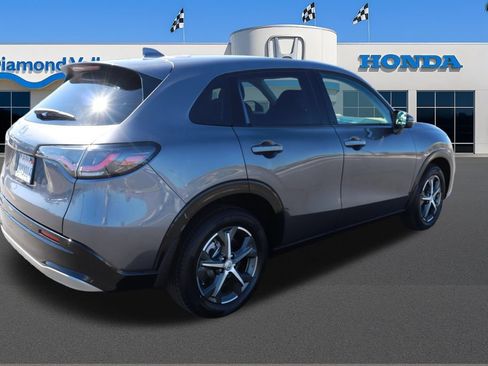 Used 2024 Honda HR-V EX-L image 7