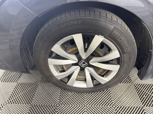 Certified 2022 Honda Civic LX image 11