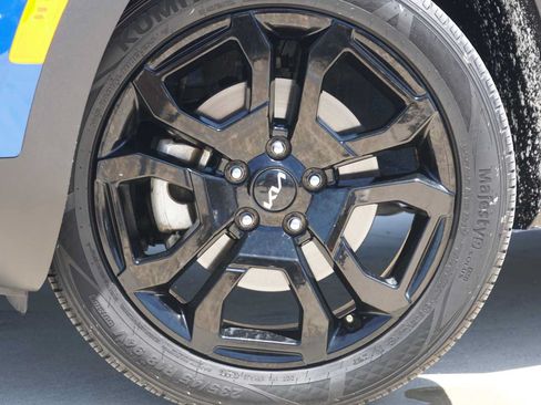 Used 2024 Kia Seltos X-Line AWD/4WD image 2