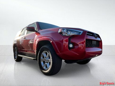 Used 2024 Toyota 4Runner SR5 Premium w/ Moonroof Package AWD/4WD image 2