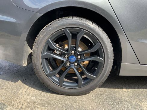 Used 2020 Ford Fusion SE w/ Equipment Group 151A image 28