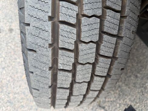 Used 2024 Ford Transit 250 148 Medium Roof RWD image 36