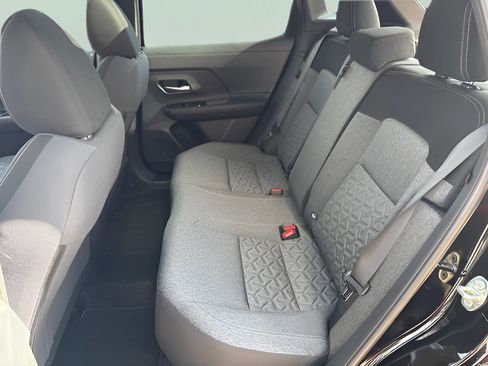 New 2026 Nissan Kicks SV w/ SV Premium Package FWD image 25