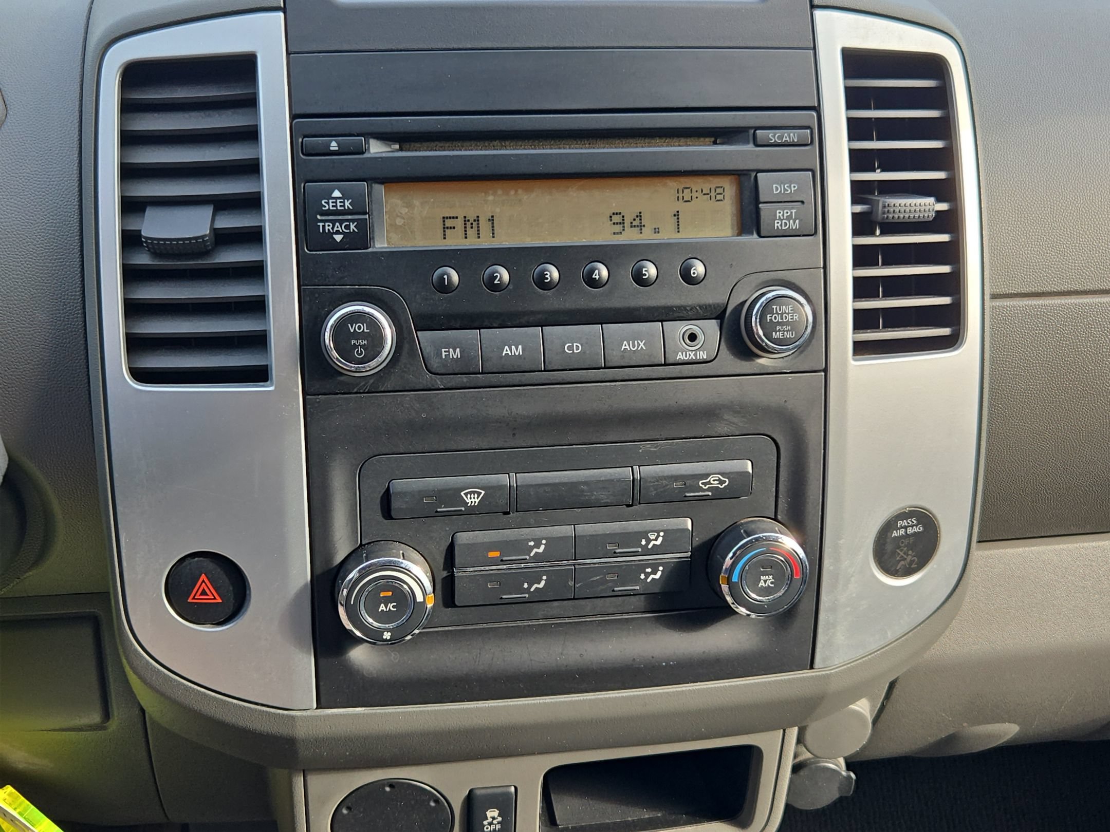 Used 2015 Nissan Frontier S w/ S Preferred Package RWD image 30