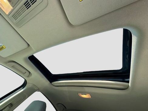 Used 2019 Honda HR-V EX image 18