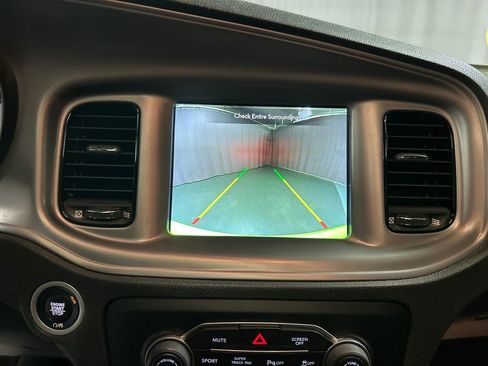 Used 2023 Dodge Charger SXT w/ Blacktop Package image 18