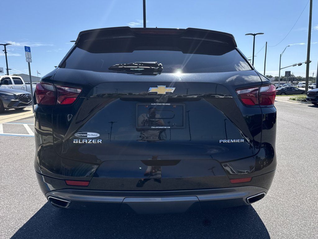 Used 2020 Chevrolet Blazer Premier w/ Driver Confidence II Package FWD image 7