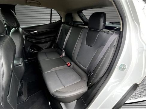 Used 2023 Buick Encore GX Preferred FWD image 21