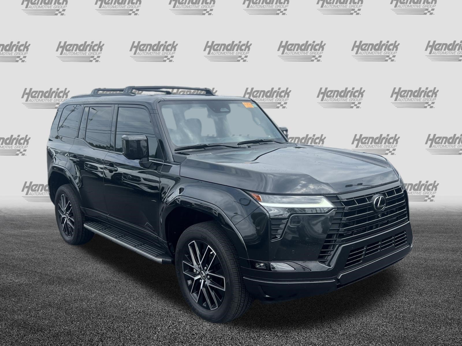 Used 2024 Lexus GX 550 w/ Accessory Package (Z1) AWD/4WD image 2