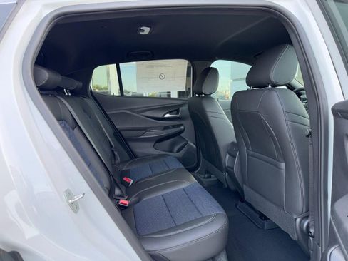 New 2026 Buick Envista Preferred w/ Convenience II Package FWD image 7