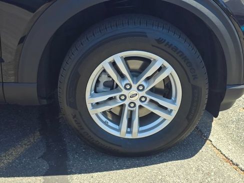 Used 2020 Ford Explorer XLT AWD/4WD image 9