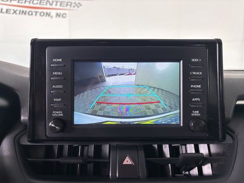 Used 2019 Toyota RAV4 XLE w/ Convenience Package image 18