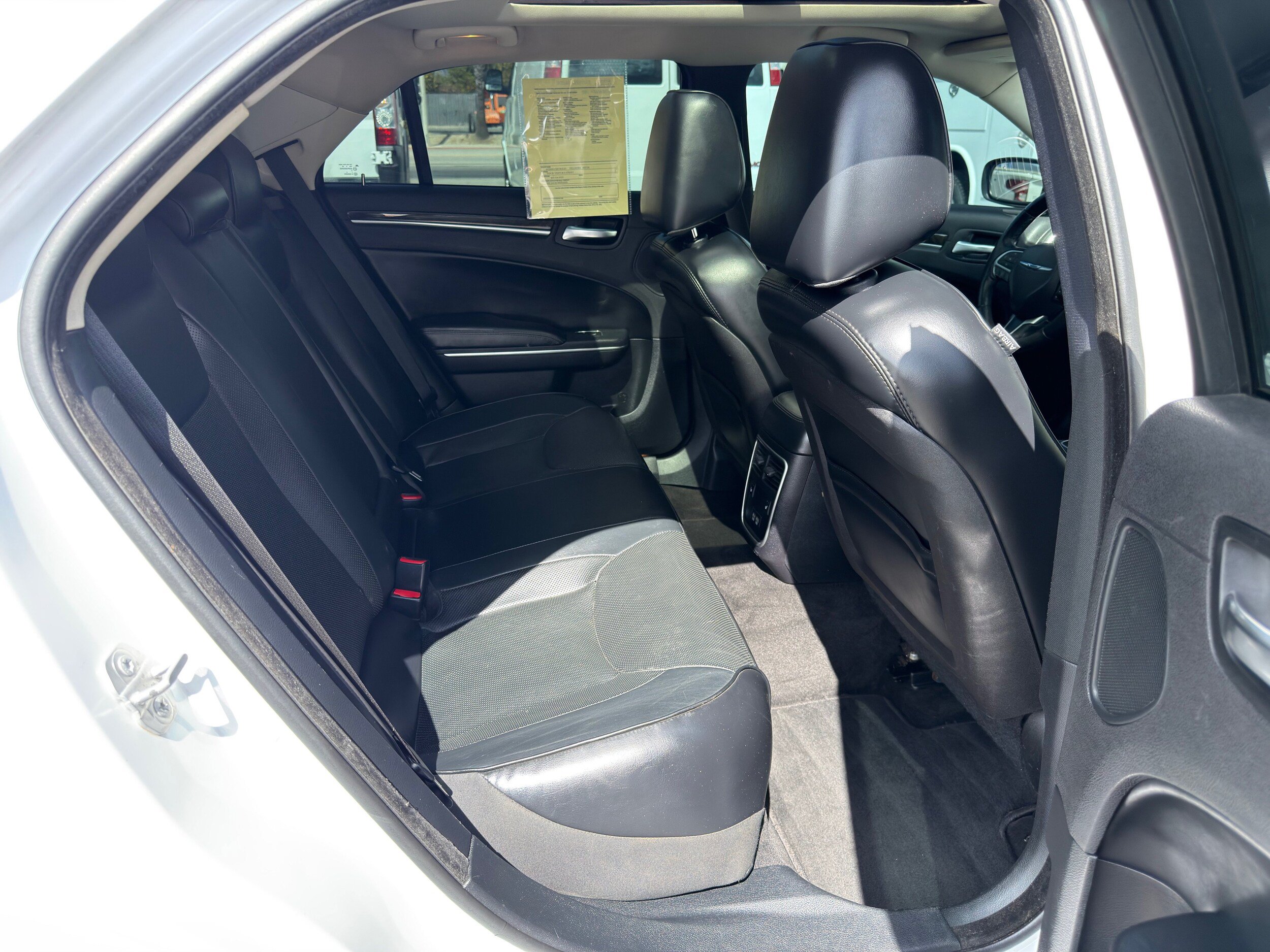 Used 2015 Chrysler 300 C w/ Harman/Kardon Audio Group RWD image 12