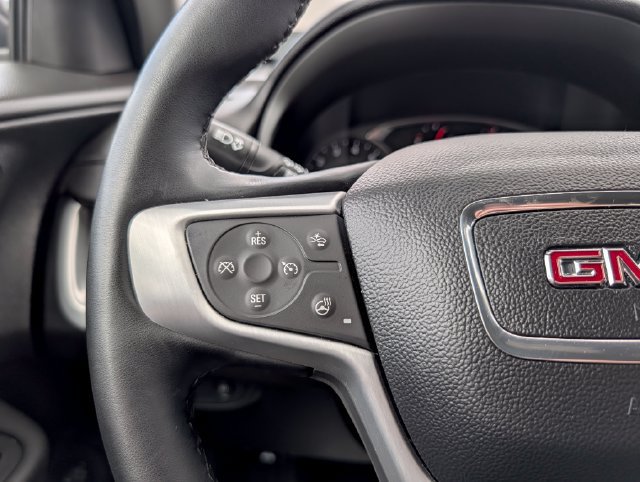Used 2023 GMC Terrain SLT w/ Infotainment Package II AWD/4WD image 19