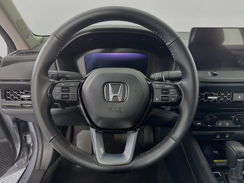 Certified 2023 Honda Accord Touring image 11
