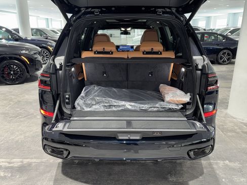 New 2026 BMW X7 xDrive40i w/ M Sport Package image 13
