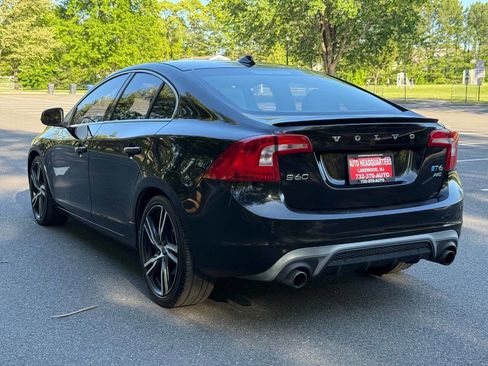 Used 2017 Volvo S60 T6 R-Design Platinum AWD/4WD image 9