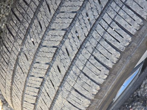 Used 2023 Nissan Rogue SL w/ SL Premium Package image 32