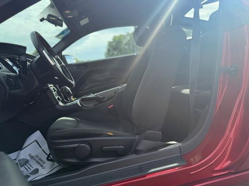 Used 2014 Ford Mustang Coupe RWD image 10