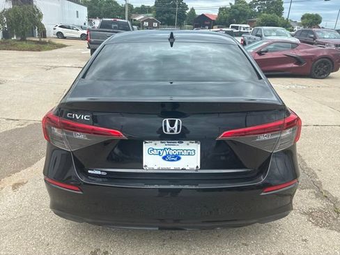 Used 2022 Honda Civic LX image 7