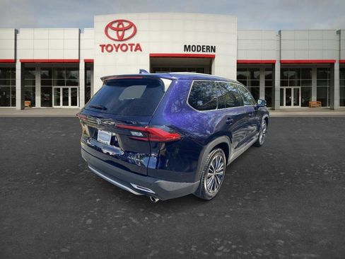 Used 2024 Toyota Grand Highlander AWD Hybrid image 5