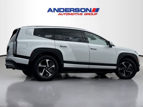 New 2026 Hyundai Ioniq 9 SE w/ Tow & Go Package image 2