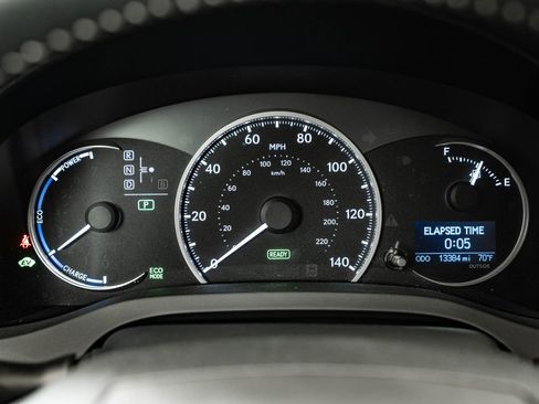 Used 2014 Lexus CT 200h FWD image 29
