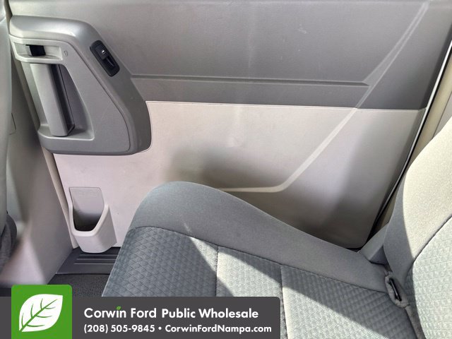 Used 2010 Chrysler Town & Country Touring FWD image 26