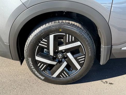 New 2026 Nissan Kicks SV w/ SV Premium Package FWD image 28