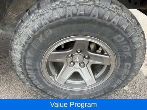 Used 2005 Jeep Wrangler X w/ Tire & Wheel Group (Ecco) AWD/4WD image 4