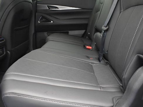 Used 2026 INFINITI QX60 Luxe w/ Cargo Package image 18