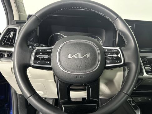 Used 2023 Kia Sorento S FWD image 9