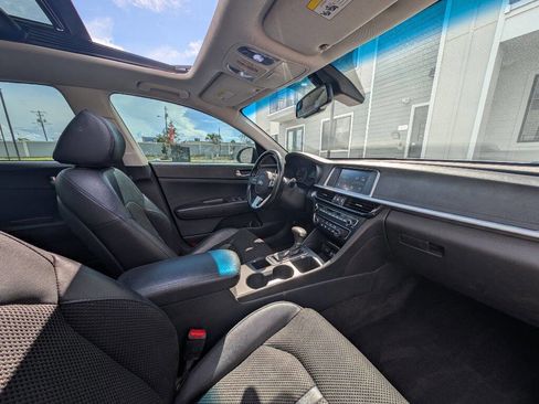 Used 2019 Kia Optima S w/ S Panoramic Sunroof Package image 23