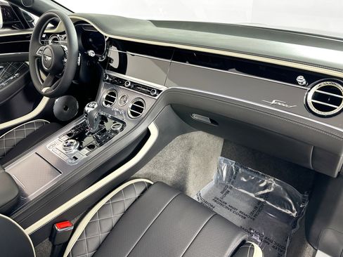 Used 2022 Bentley Continental GT Speed image 2