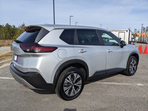 Used 2023 Nissan Rogue SV image 19