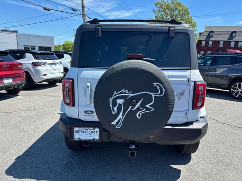 Used 2023 Ford Bronco Outer Banks AWD/4WD image 3