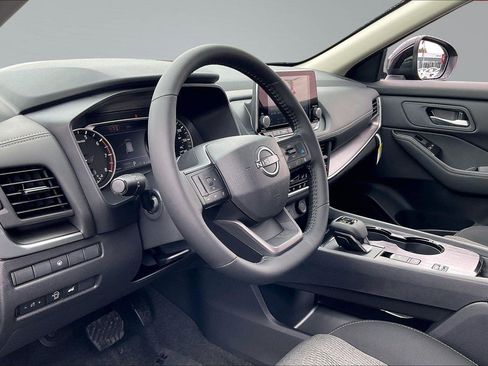 New 2026 Nissan Rogue SV FWD image 7