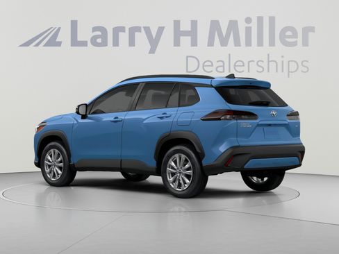 New 2026 Toyota Corolla Cross LE FWD image 6