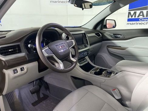 Certified 2023 GMC Acadia SLE w/ Driver Convenience Package image 15